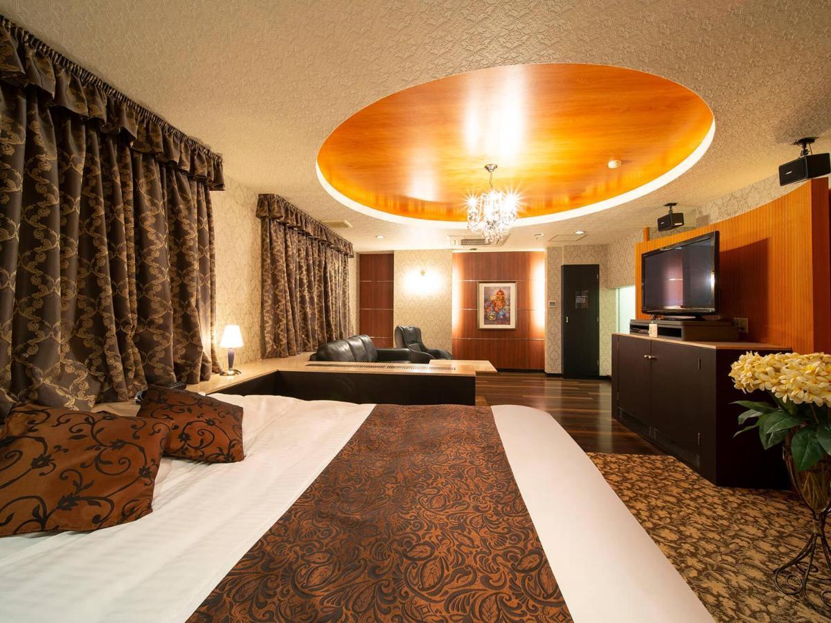 Hotel U'S Kouroen (Adults Only) Нисиномия Экстерьер фото